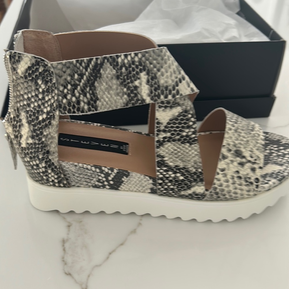 Steve, Madden, snake print sandals